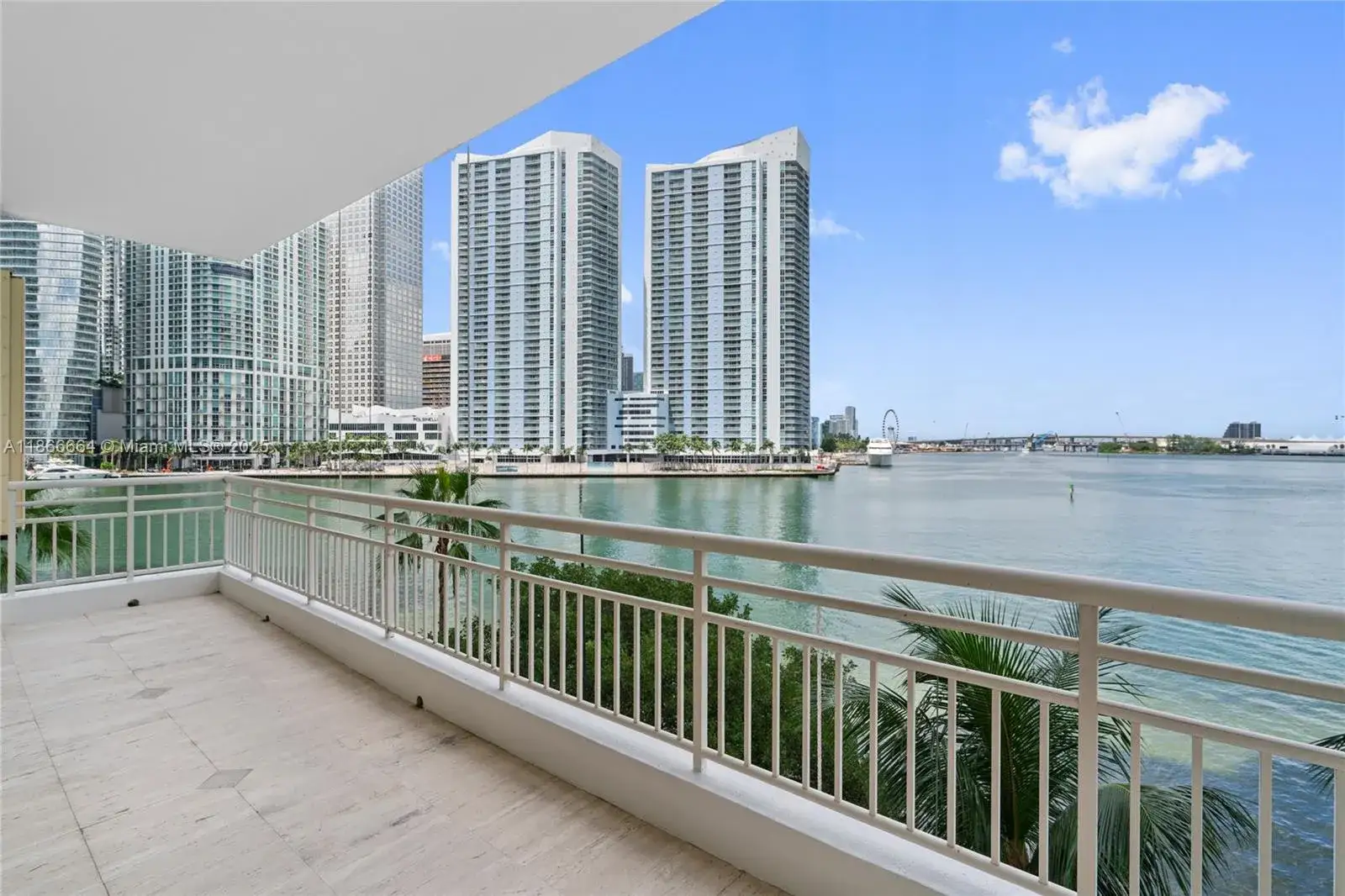 2 bedroom 2 bath Residential Lease for rent at 888 Brickell Key Dr # 408, Miami FL 33131