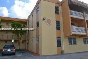 2 bedroom 2 bath Residential Lease for rent at 525 W 69th St # 211, Hialeah FL 33014