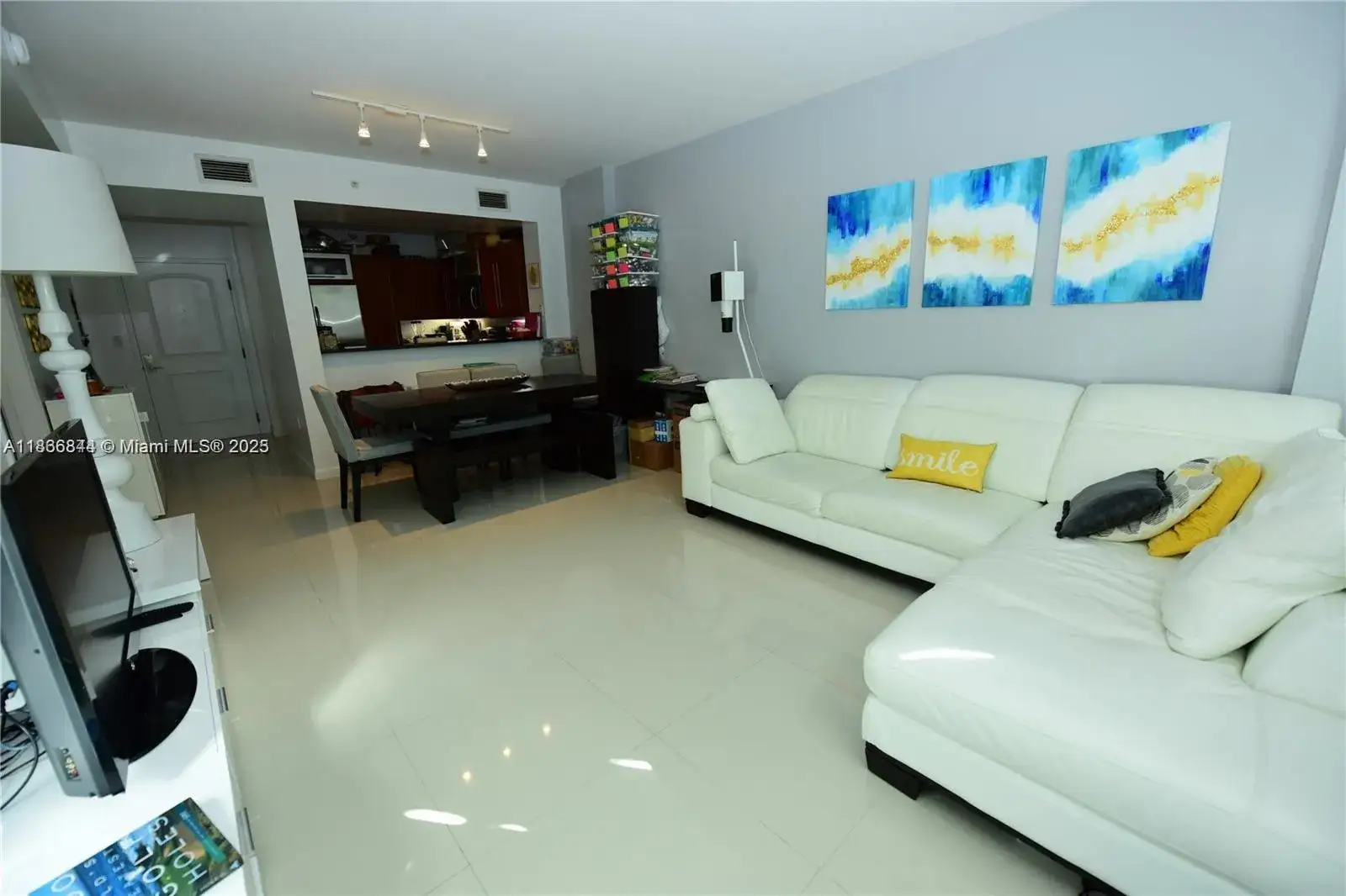 1 bedroom 1 bath Residential for sale at 7355 SW 89th St # 622N, Miami FL 33156
