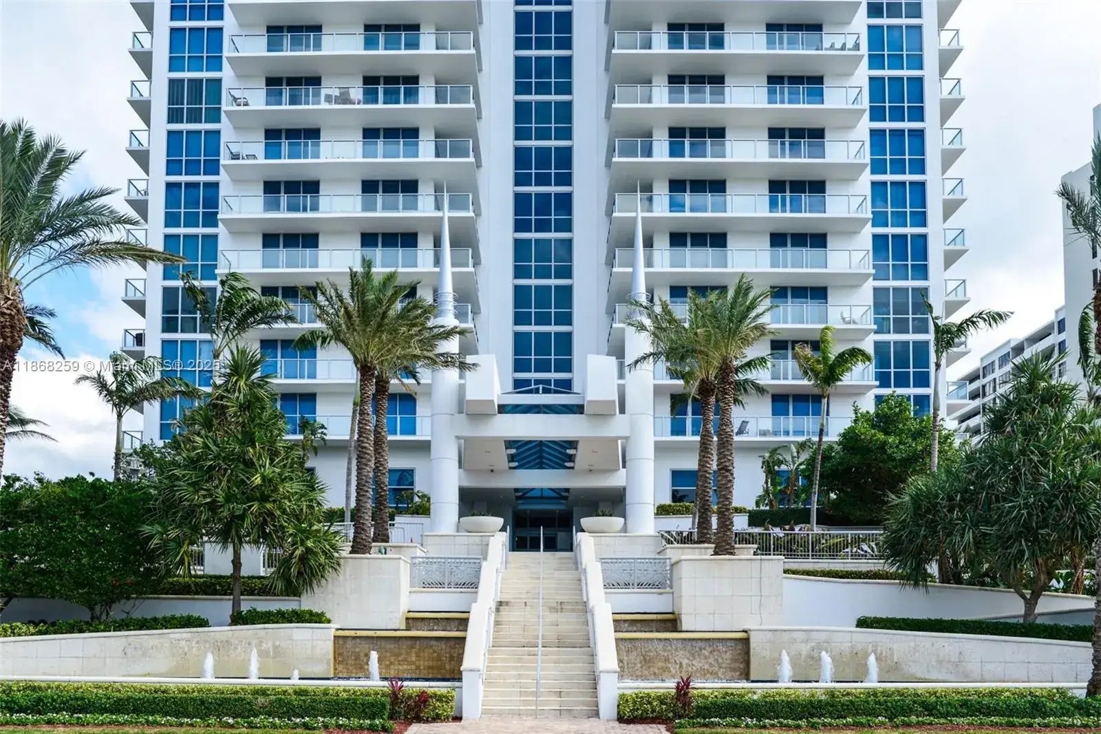 2 bedroom 2 bath Residential for sale at 3101 S Ocean Dr # 404, Hollywood FL 33019