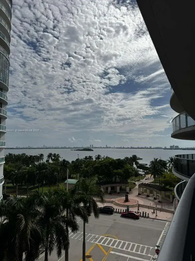 2 bedroom 3 bath Residential for sale at 488 NE 18th St # 511, Miami FL 33132