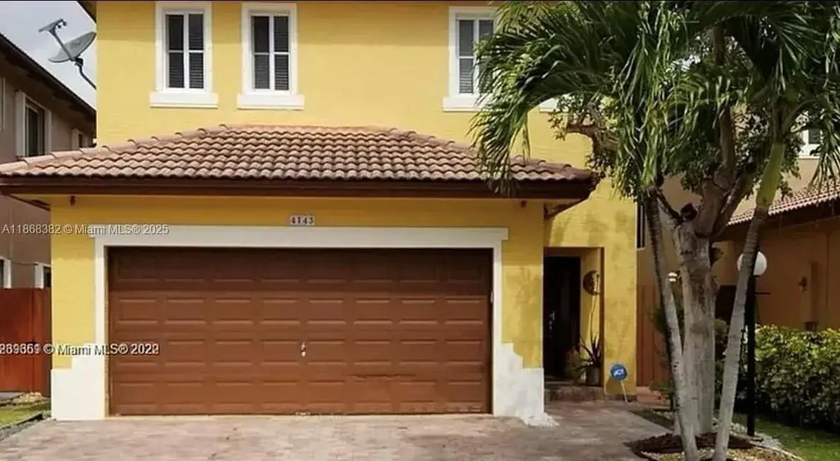 4 bedroom 2 bath Residential Lease for rent at 4143 NE 9th St, Homestead FL 33033