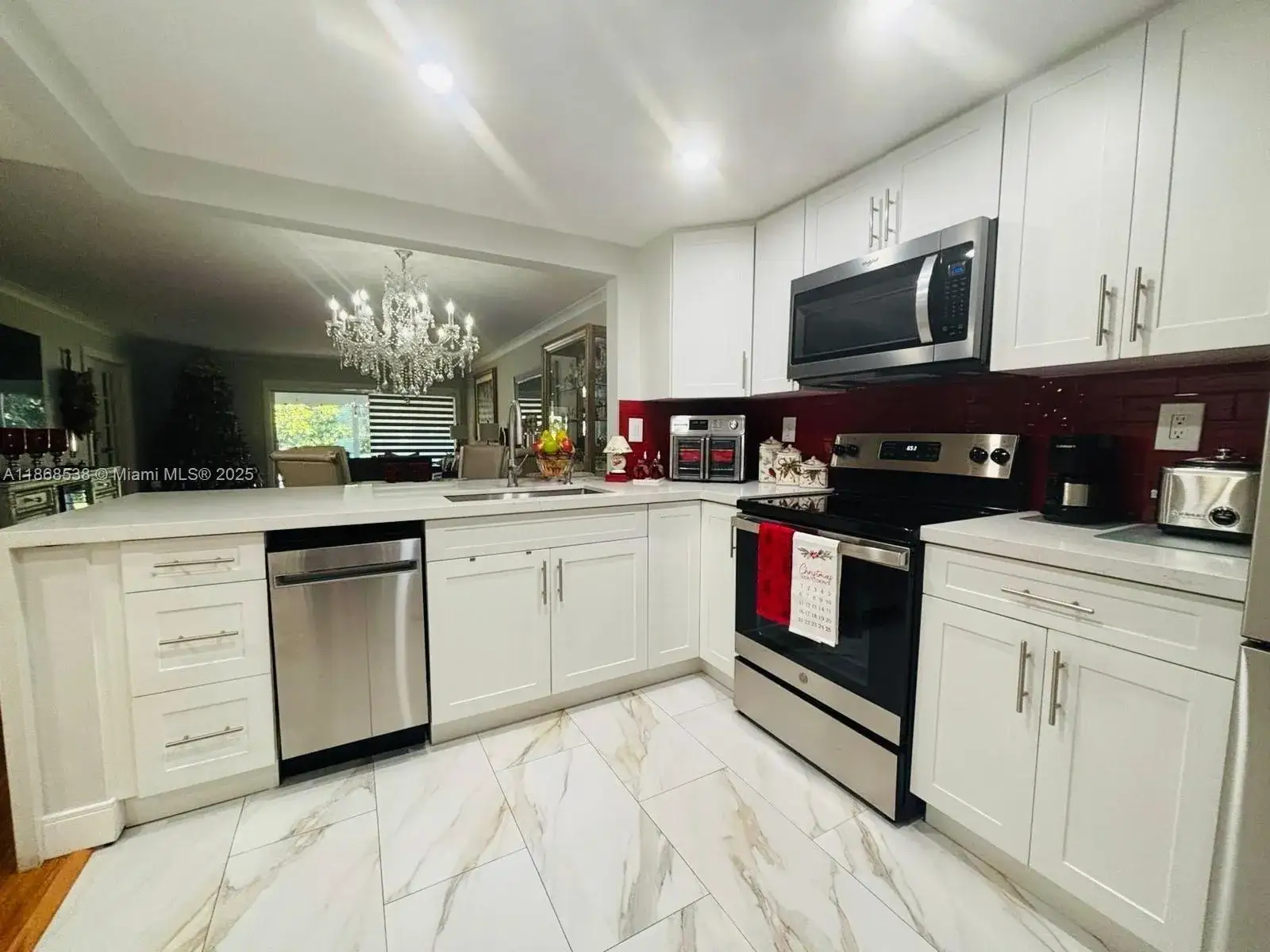 3 bedroom 2 bath Residential for sale at 3501 Inverrary Dr # 201, Lauderhill FL 33319