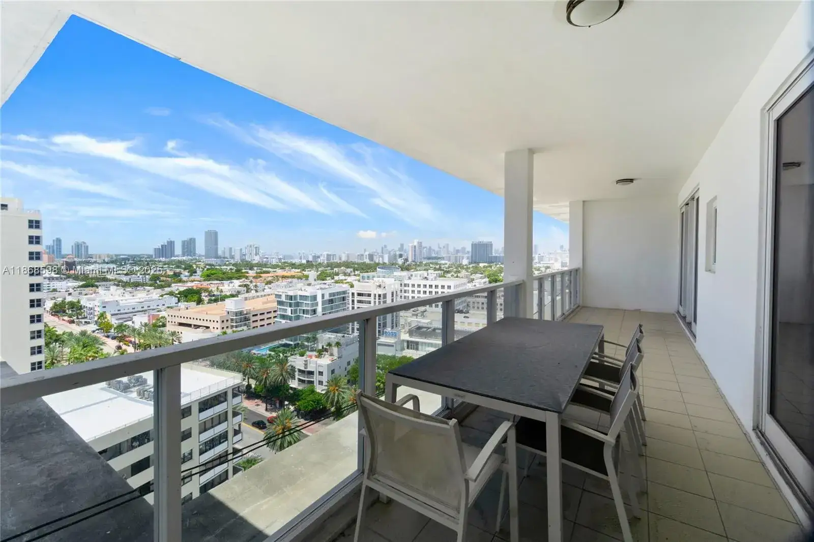 2 bedroom 2 bath Residential for sale at 100 Lincoln Rd, Miami Beach FL 33139