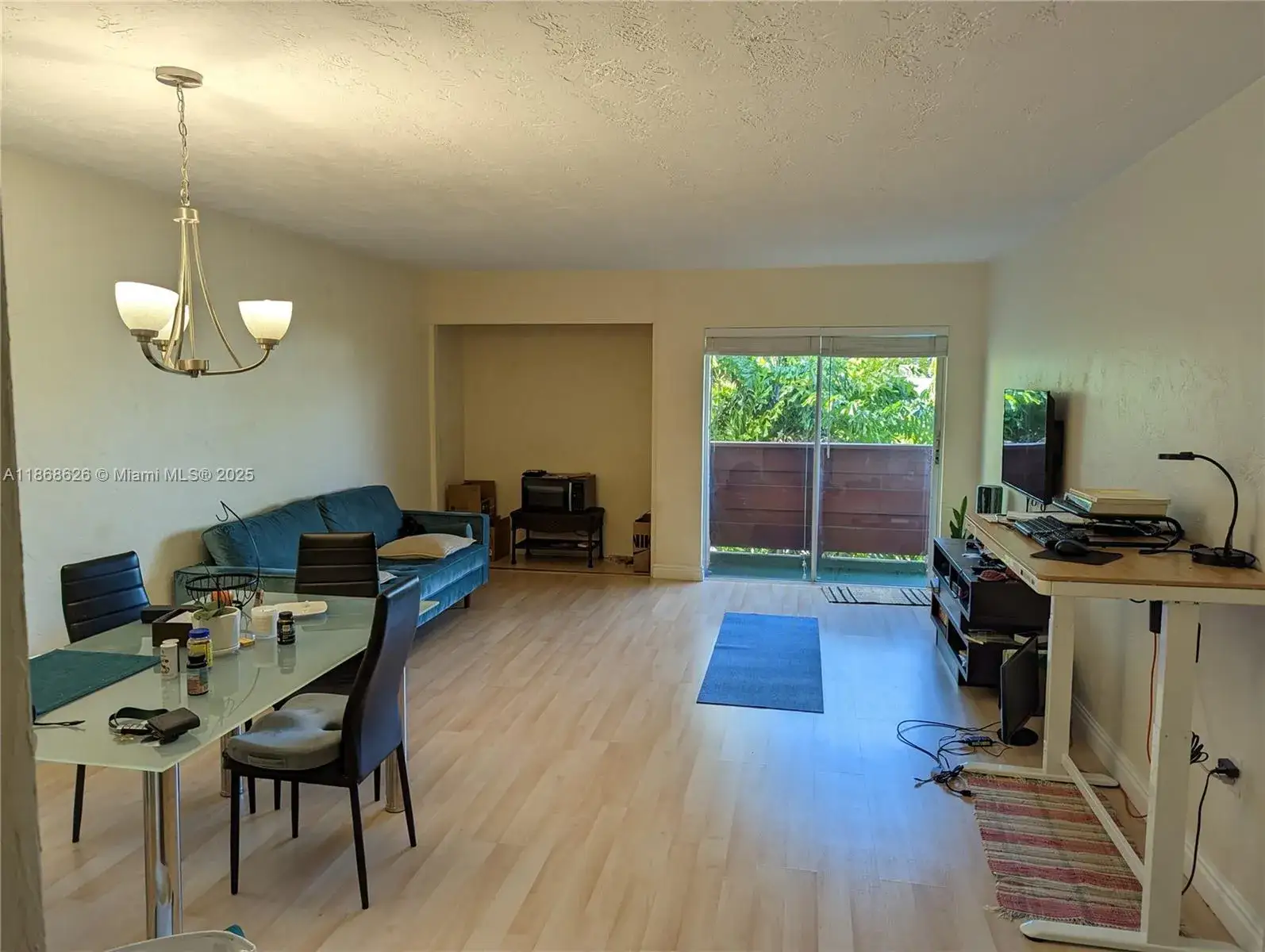 1 bedroom 1 bath Residential Lease for rent at 1205 Mariposa Ave # 409, Coral Gables FL 33146