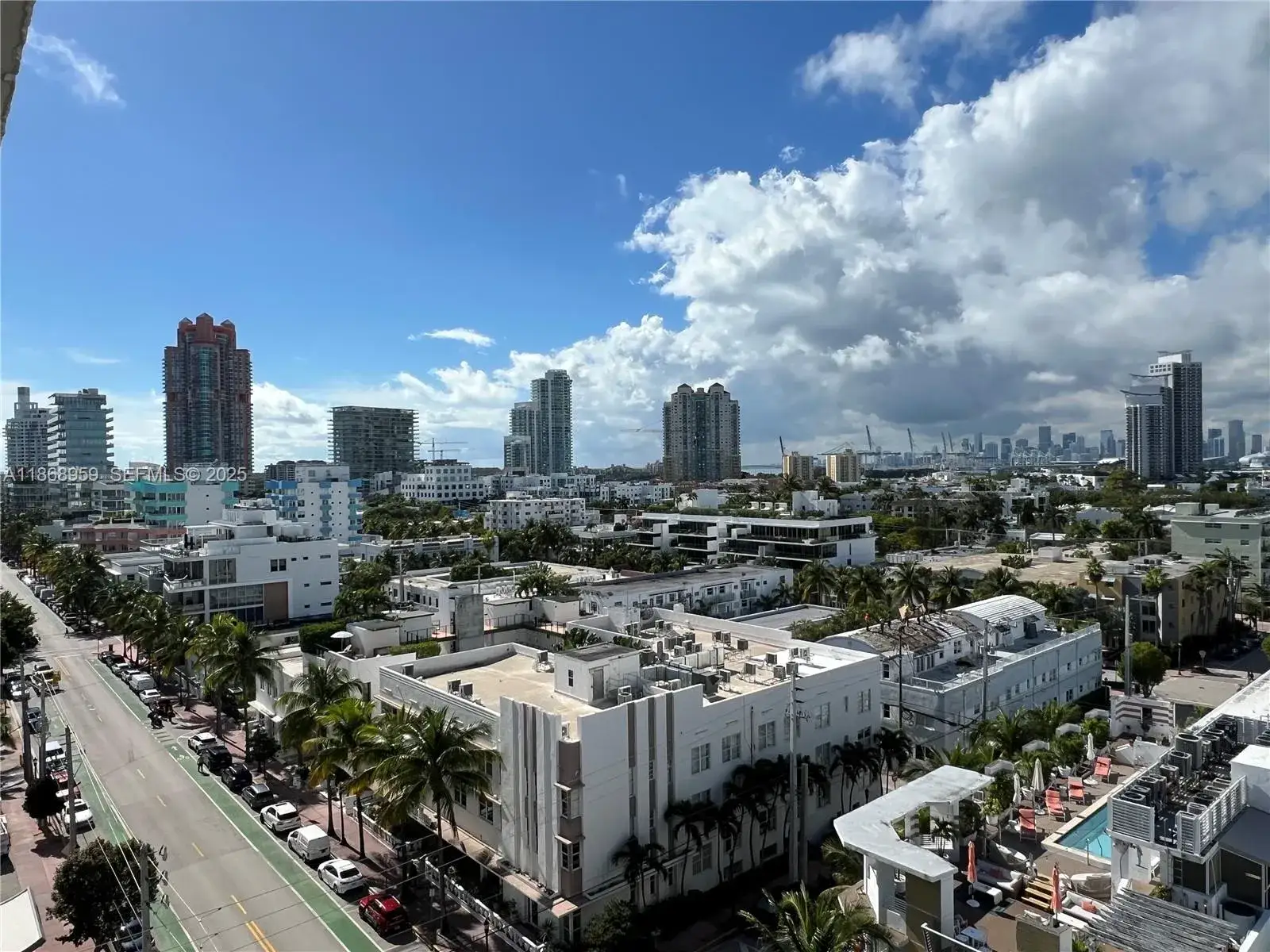 1 bedroom 1 bath Residential Lease for rent at 401 Ocean Dr # 1103, Miami Beach FL 33139