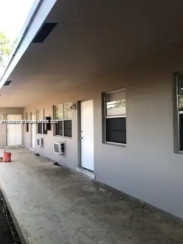 Residential Income for sale at 1204 NE 5th Ave, Fort Lauderdale FL 33304