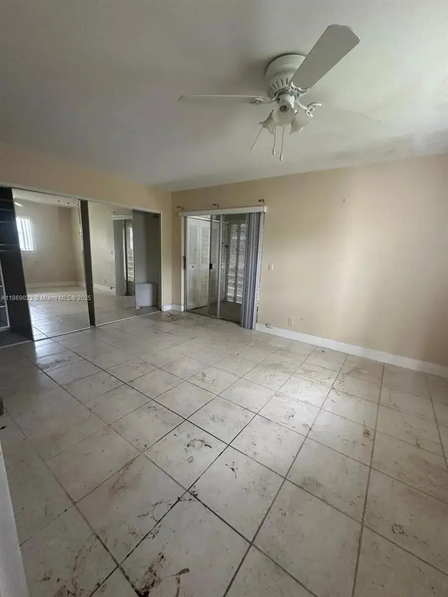 1 bedroom 1 bath Residential for sale at 518 Monaco Park K # k, Delray Beach FL 33446