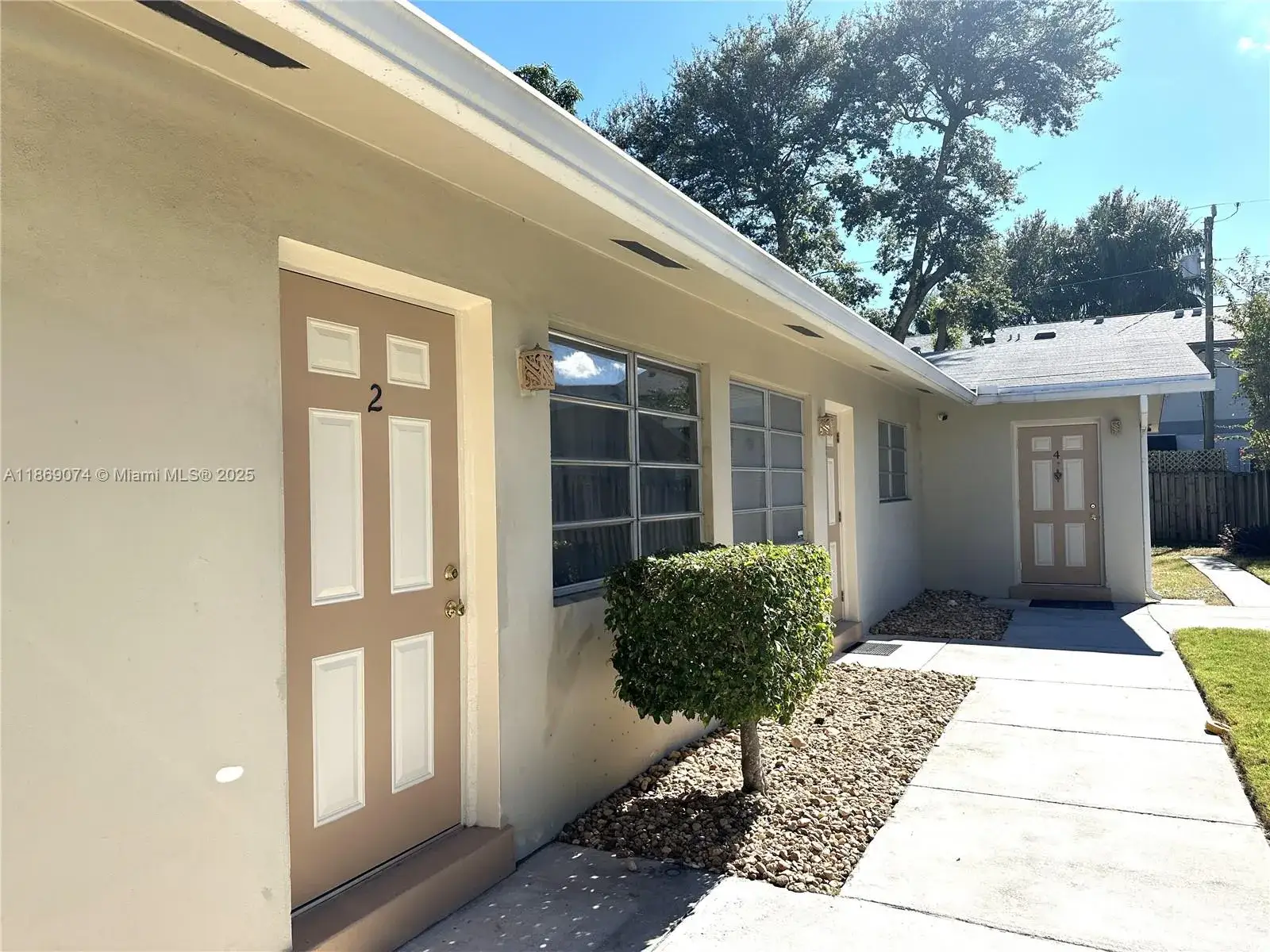 2 bedroom 2 bath Residential Lease for rent at 716 SE 16th St # 4, Fort Lauderdale FL 33316
