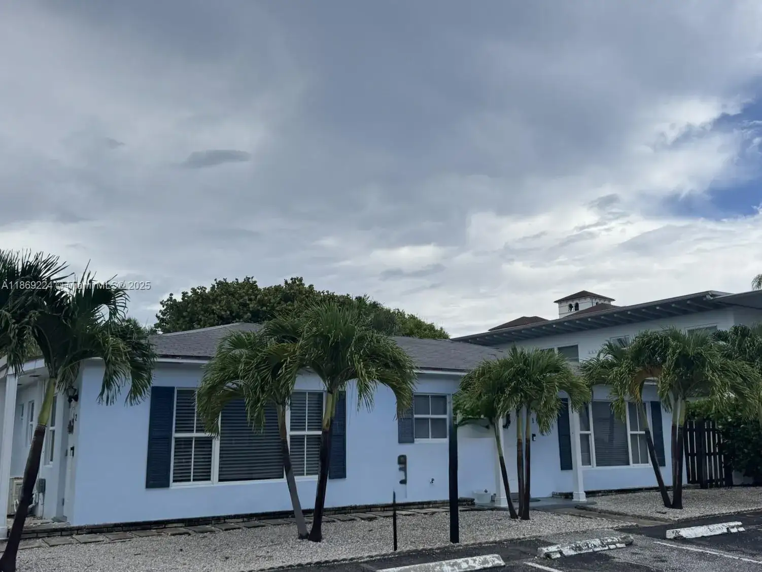 Residential Income for sale at 121 Linda Ln, Palm Beach Shores FL 33404