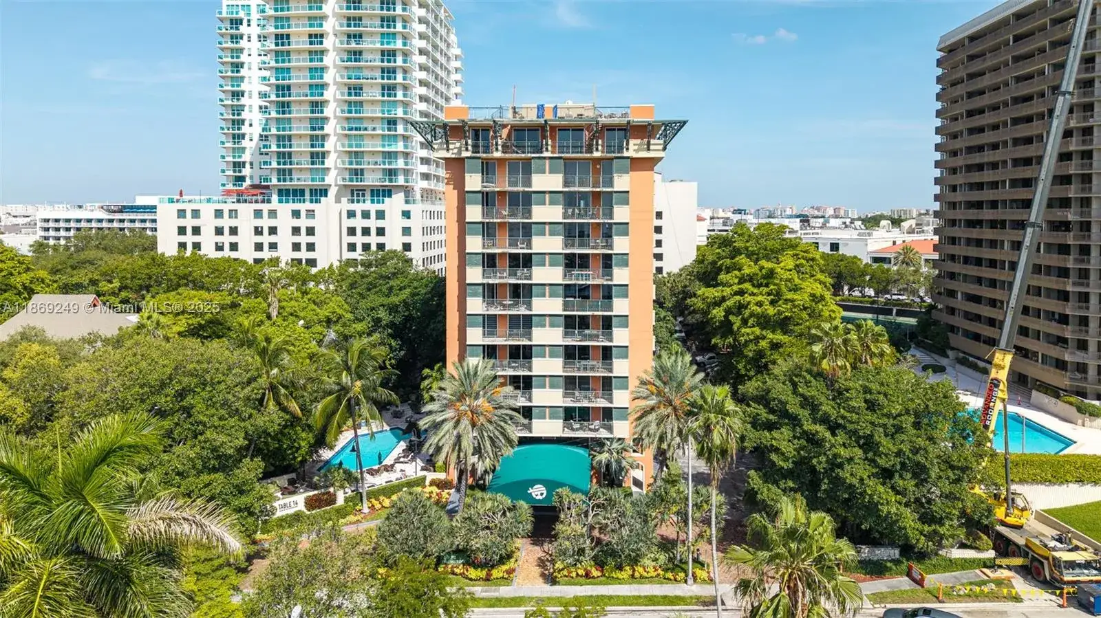1 bedroom 1 bath Residential Lease for rent at 2951 S Bayshore Dr # 917, Miami FL 33133