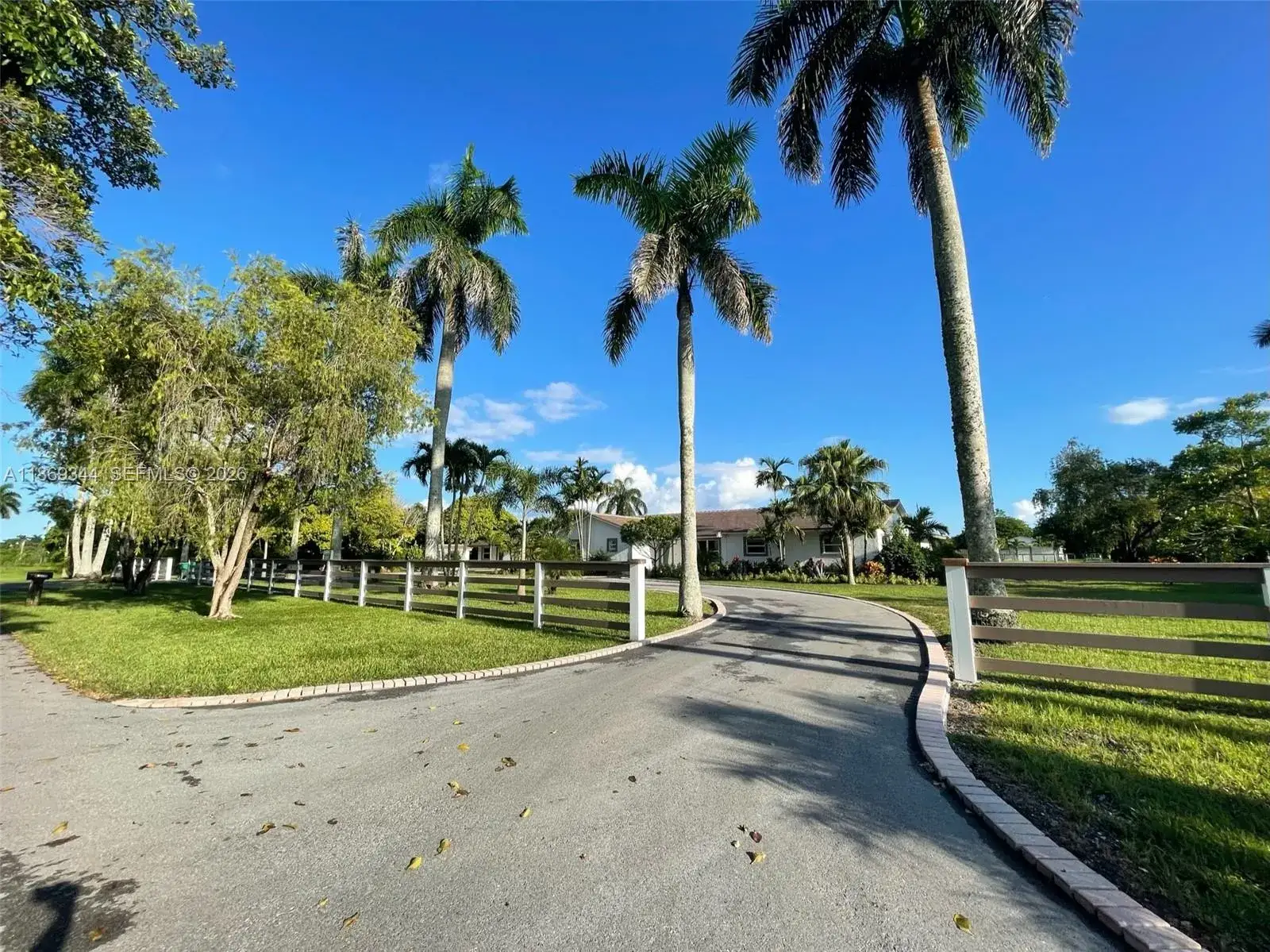 5 bedroom 4 bath Residential for sale at 16490 SW 244th St, Homestead FL 33031