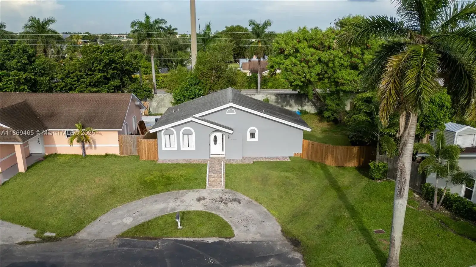 2 bedroom 2 bath Residential for sale at 13648 SW 286th Ter, Homestead FL 33033