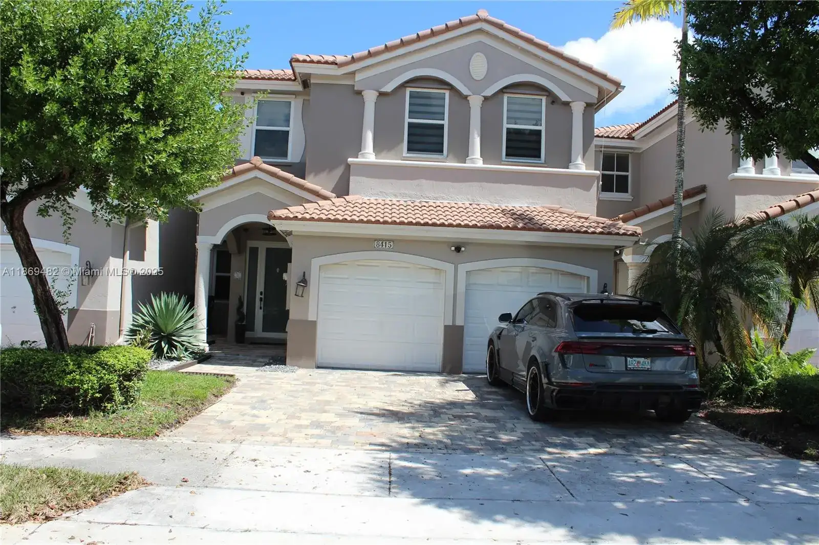 4 bedroom 2 bath Residential Lease for rent at 8415 NW 108th Pl, Doral FL 33178