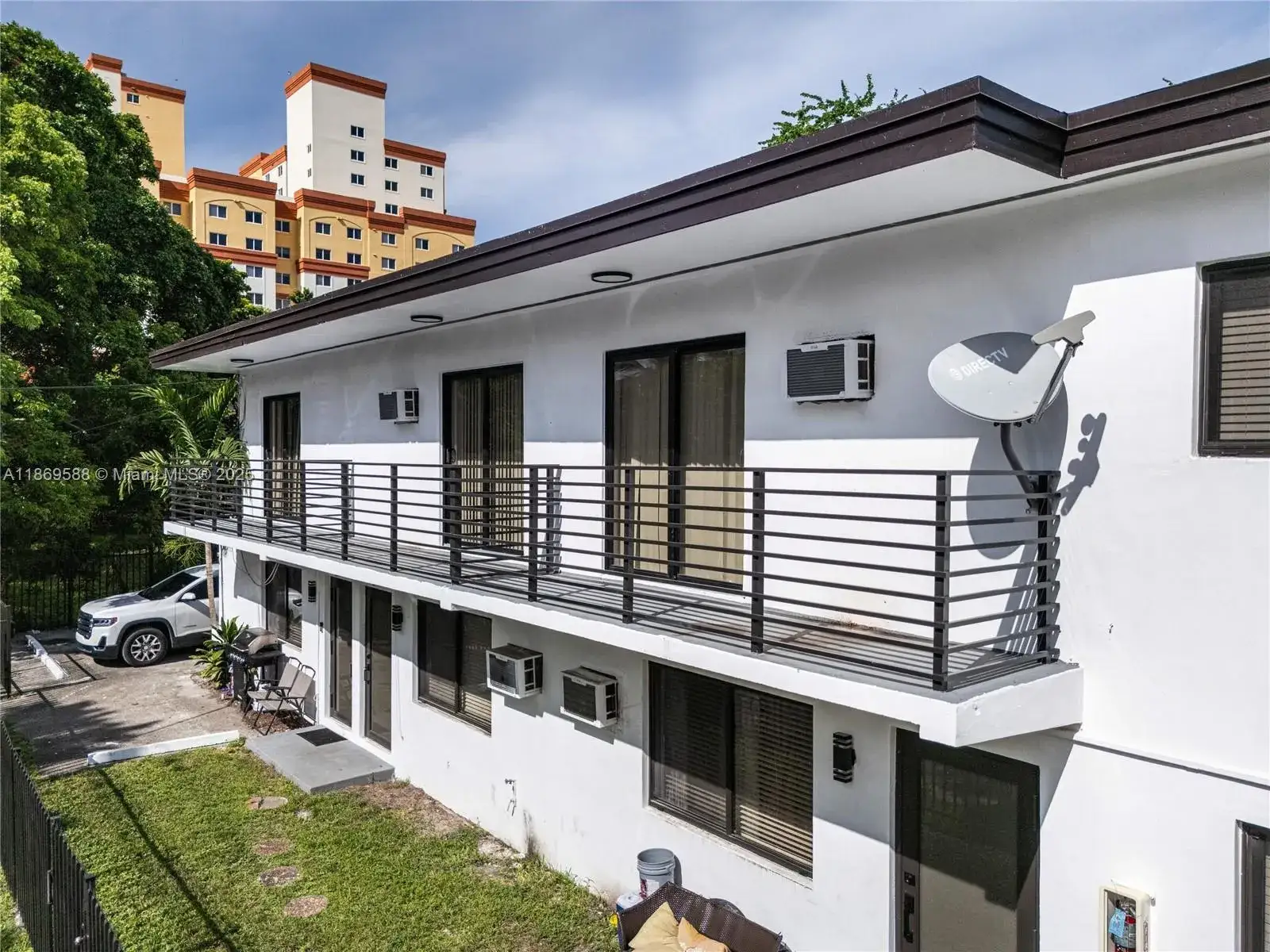 Residential Income for sale at 131 NE 77th St, Miami FL 33138