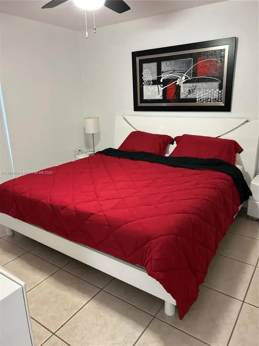 2 bedroom 2 bath Residential Lease for rent at 17801 N Bay Rd # 203, Sunny Isles Beach FL 33160