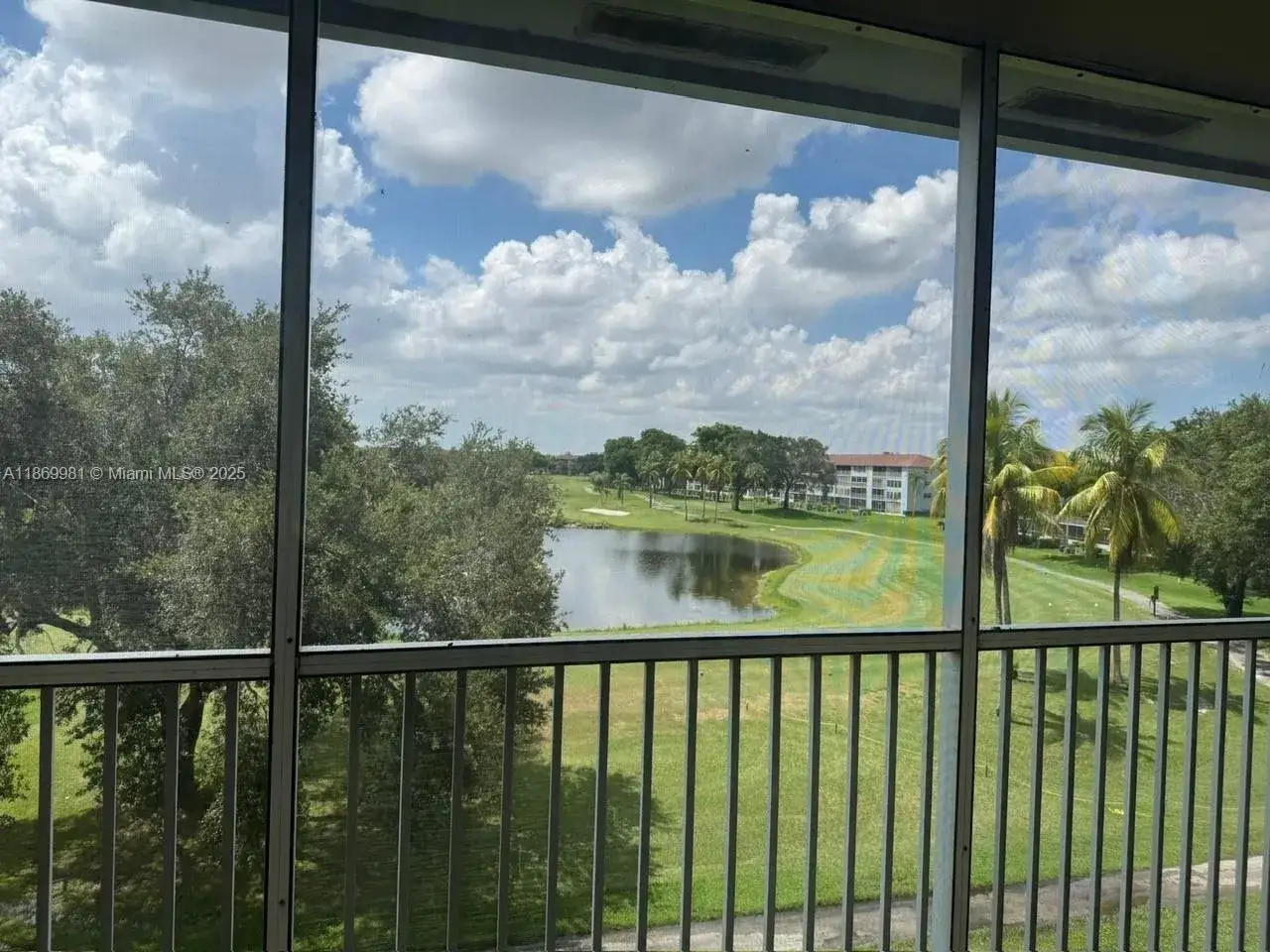 1 bedroom 1 bath Residential for sale at 13450 SW 3rd St # 409D, Pembroke Pines FL 33027