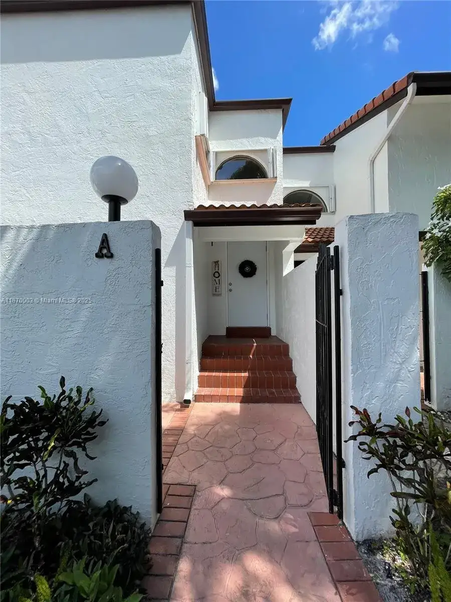 3 bedroom 2 bath Residential Lease for rent at 1301 SW 124th Ct # A, Miami FL 33184