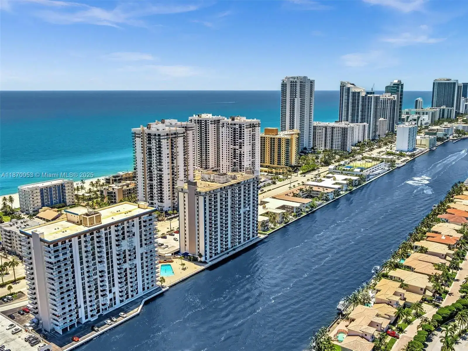 2 bedroom 2 bath Residential for sale at 1500 S Ocean Dr # 3E, Hollywood FL 33019