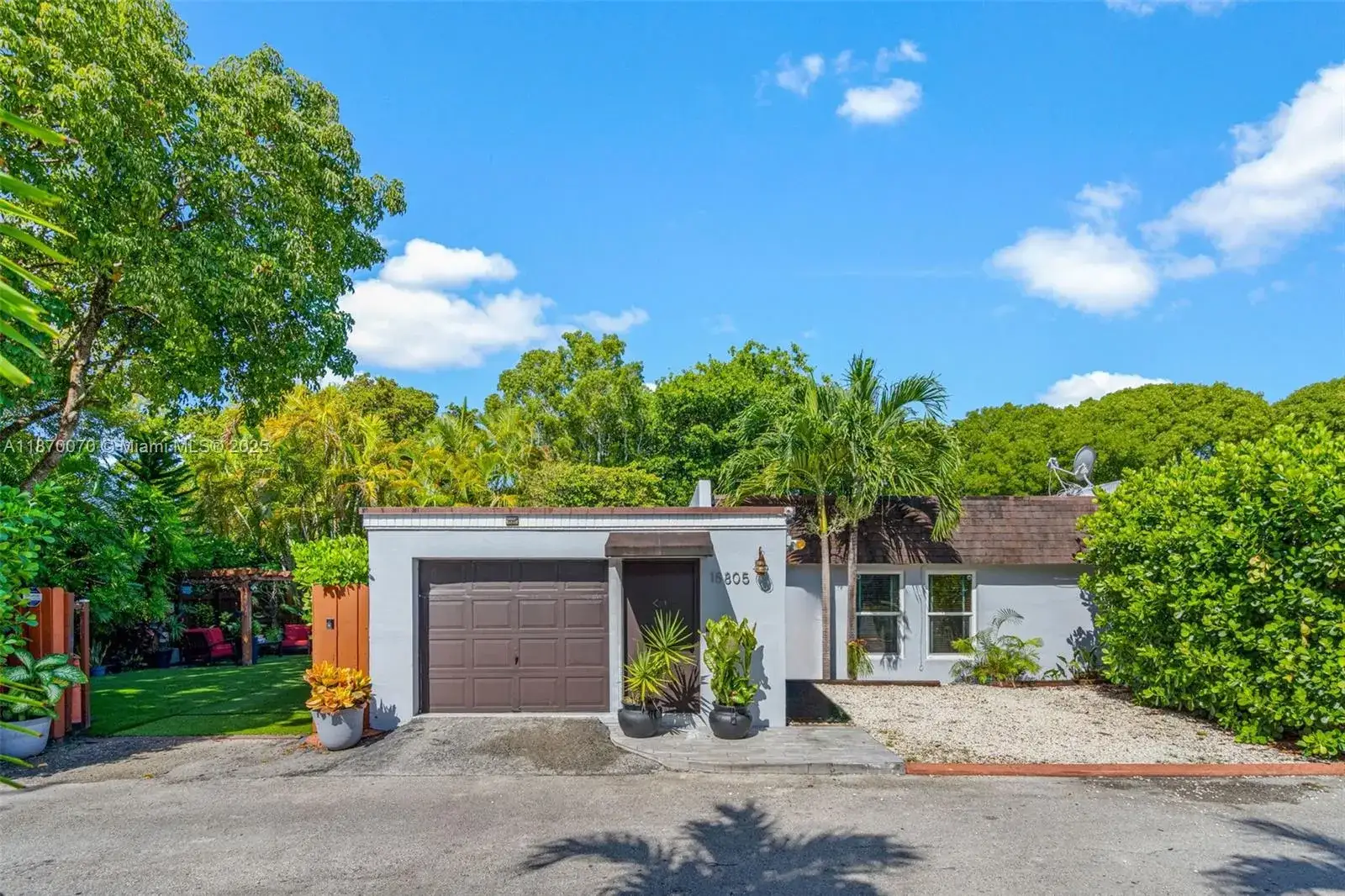 3 bedroom 2 bath Residential for sale at 18805 W Lake Dr, Hialeah FL 33015