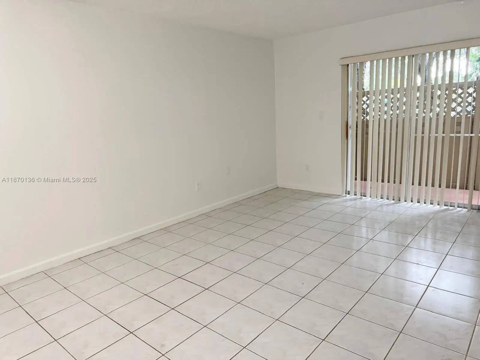 2 bedroom 2 bath Residential for sale at 8500 SW 109th Ave # 118, Miami FL 33173