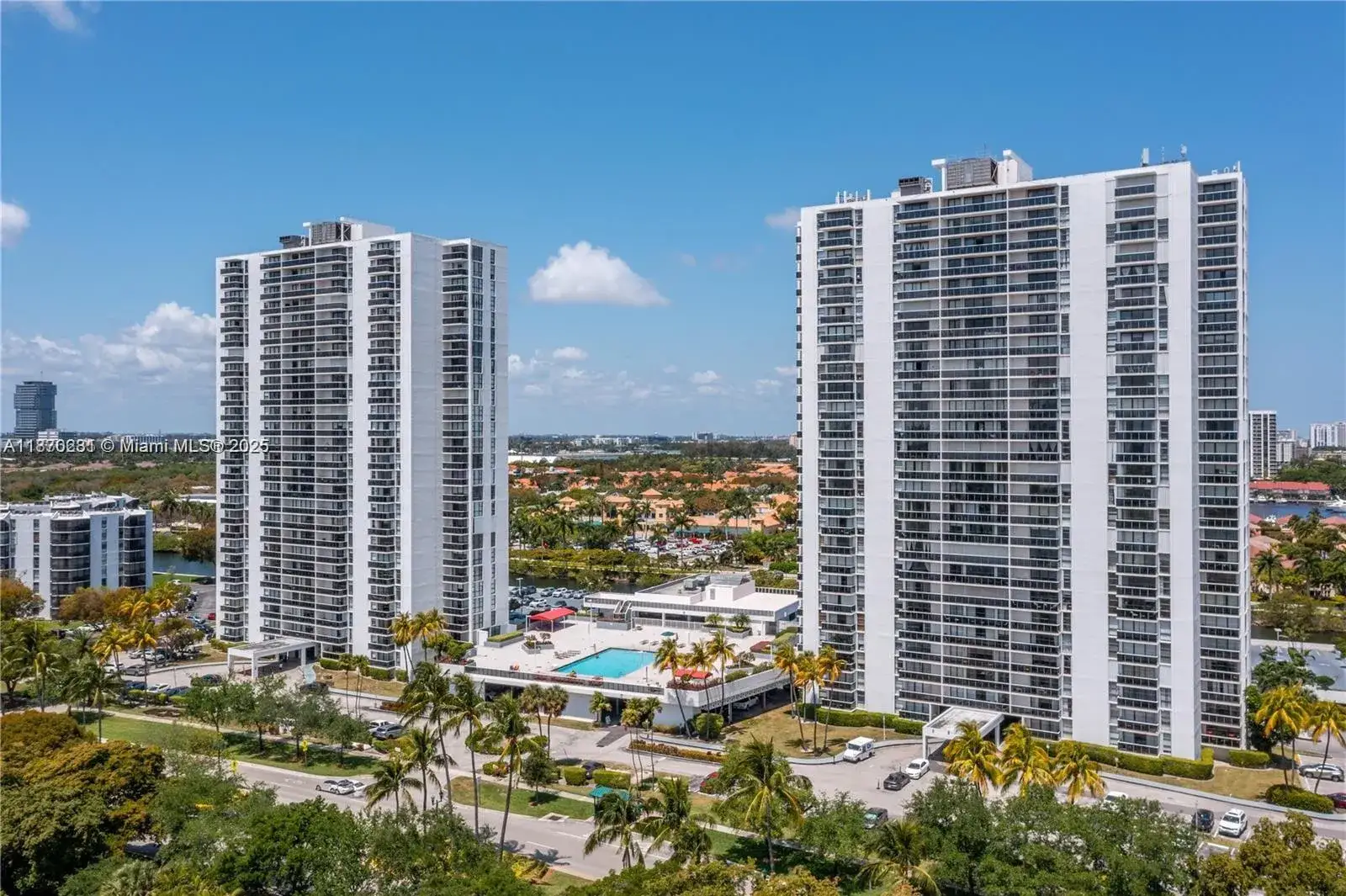 2 bedroom 2 bath Residential for sale at 3675 N Country Club Dr # 204, Aventura FL 33180