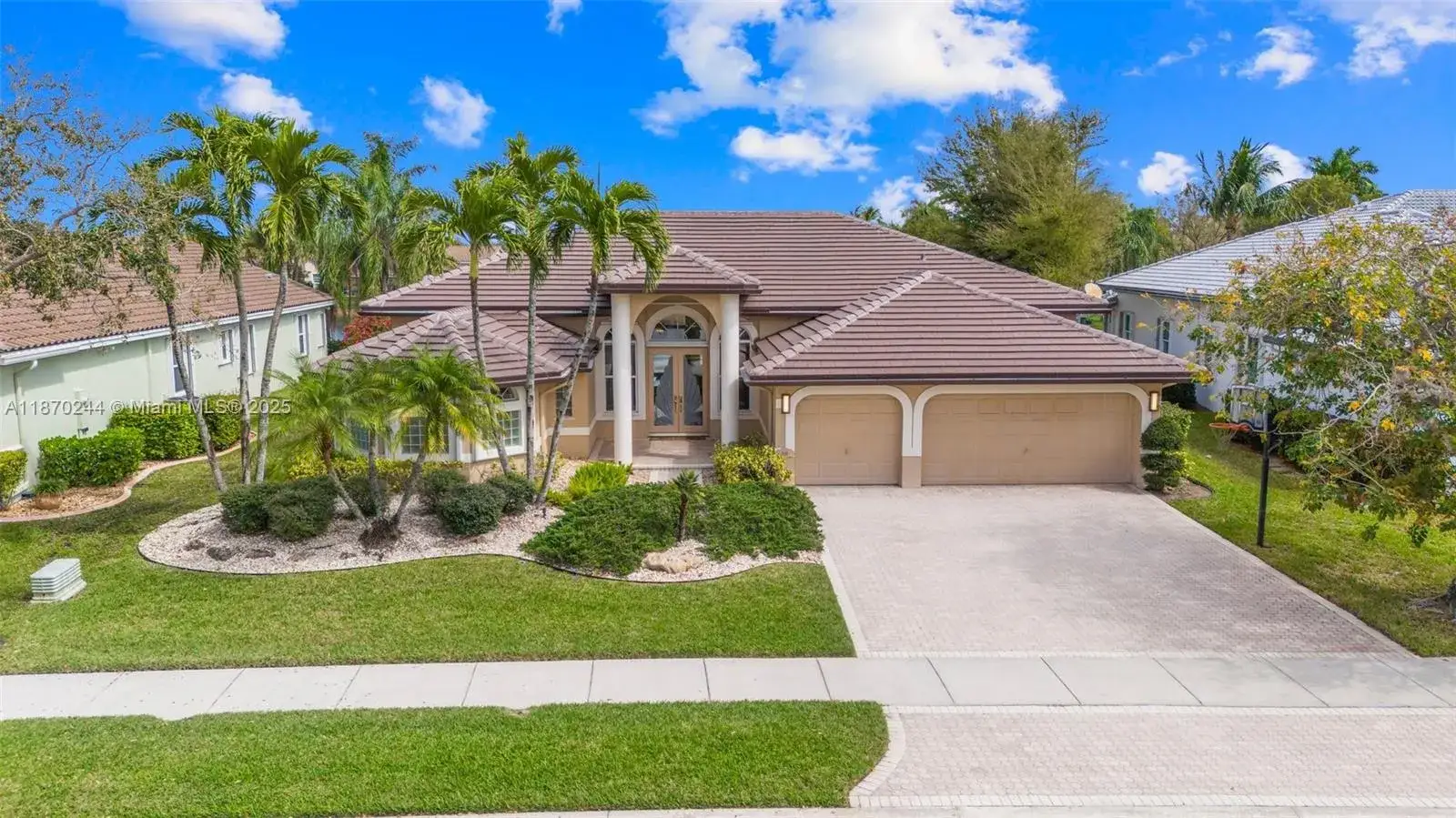 5 bedroom 3 bath Residential for sale at 5135 Kensington Cir, Coral Springs FL 33076