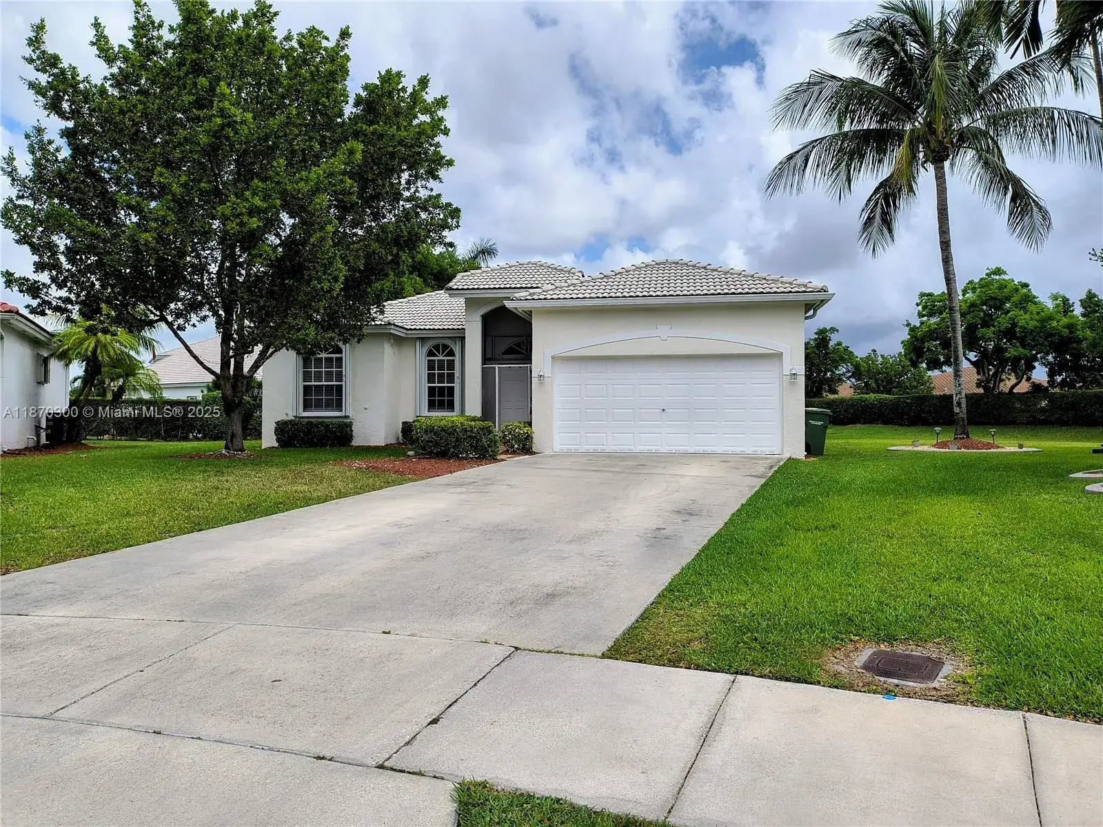 3 bedroom 2 bath Residential for sale at 440 SE 25th Dr, Homestead FL 33033