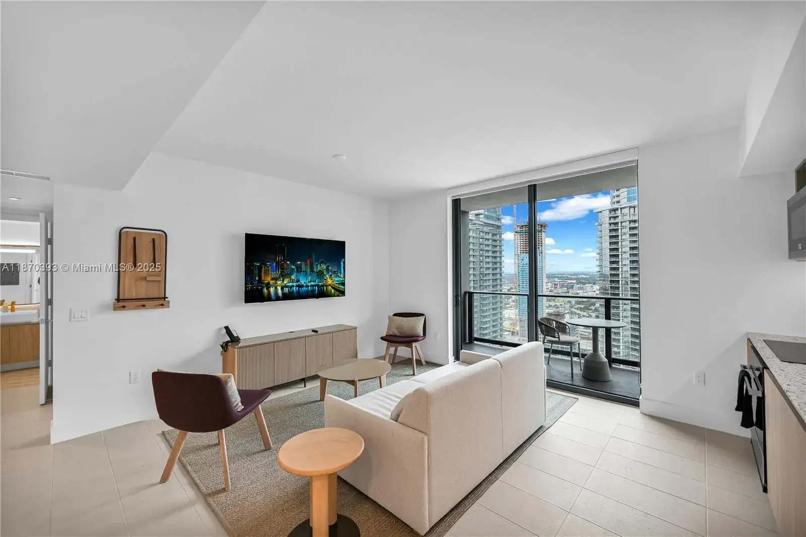 2 bedroom 2 bath Residential for sale at 159 NE 6th St # 3901, Miami FL 33132