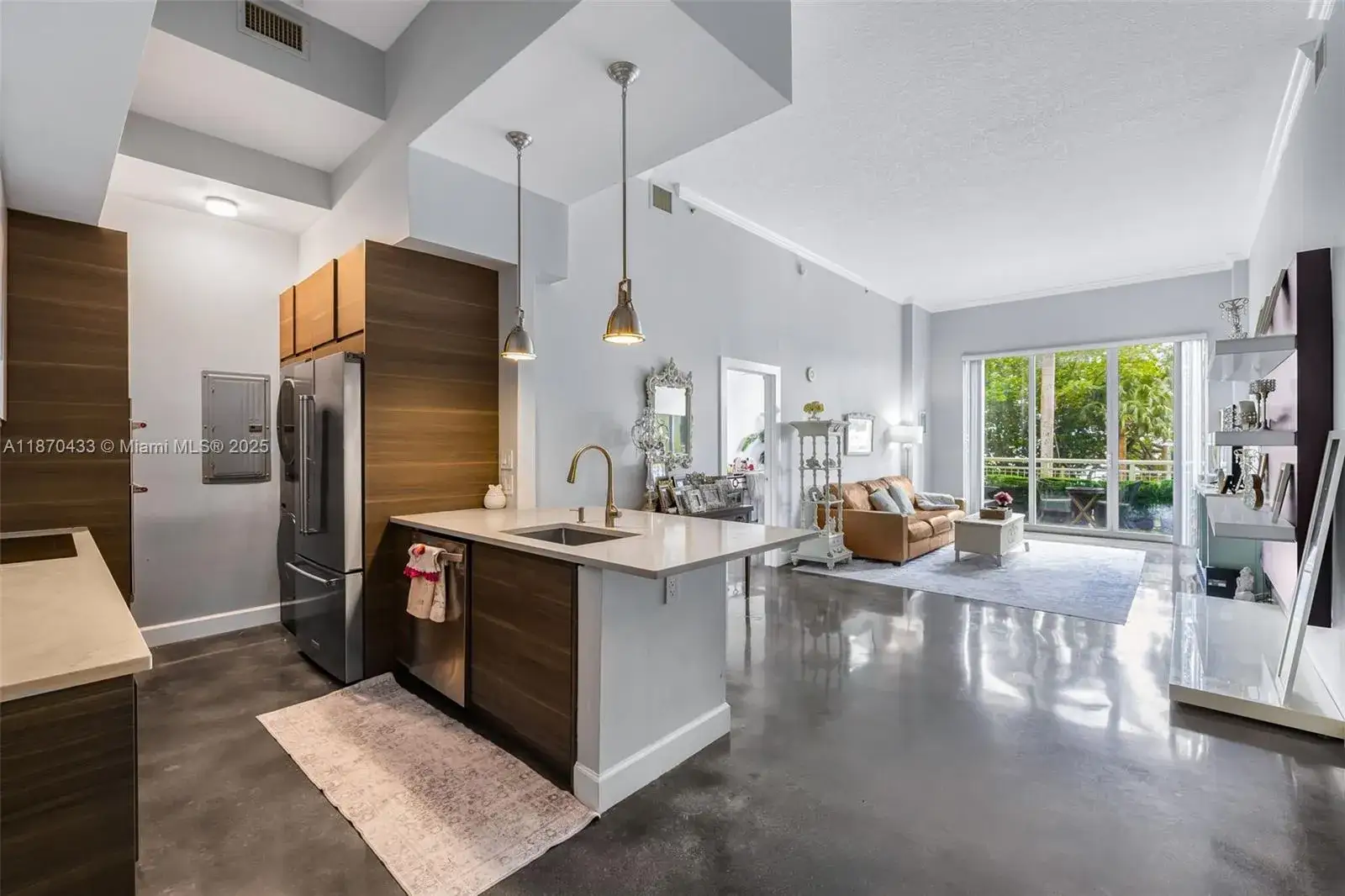 2 bedroom 2 bath Residential for sale at 2000 N Bayshore Dr # 114, Miami FL 33137