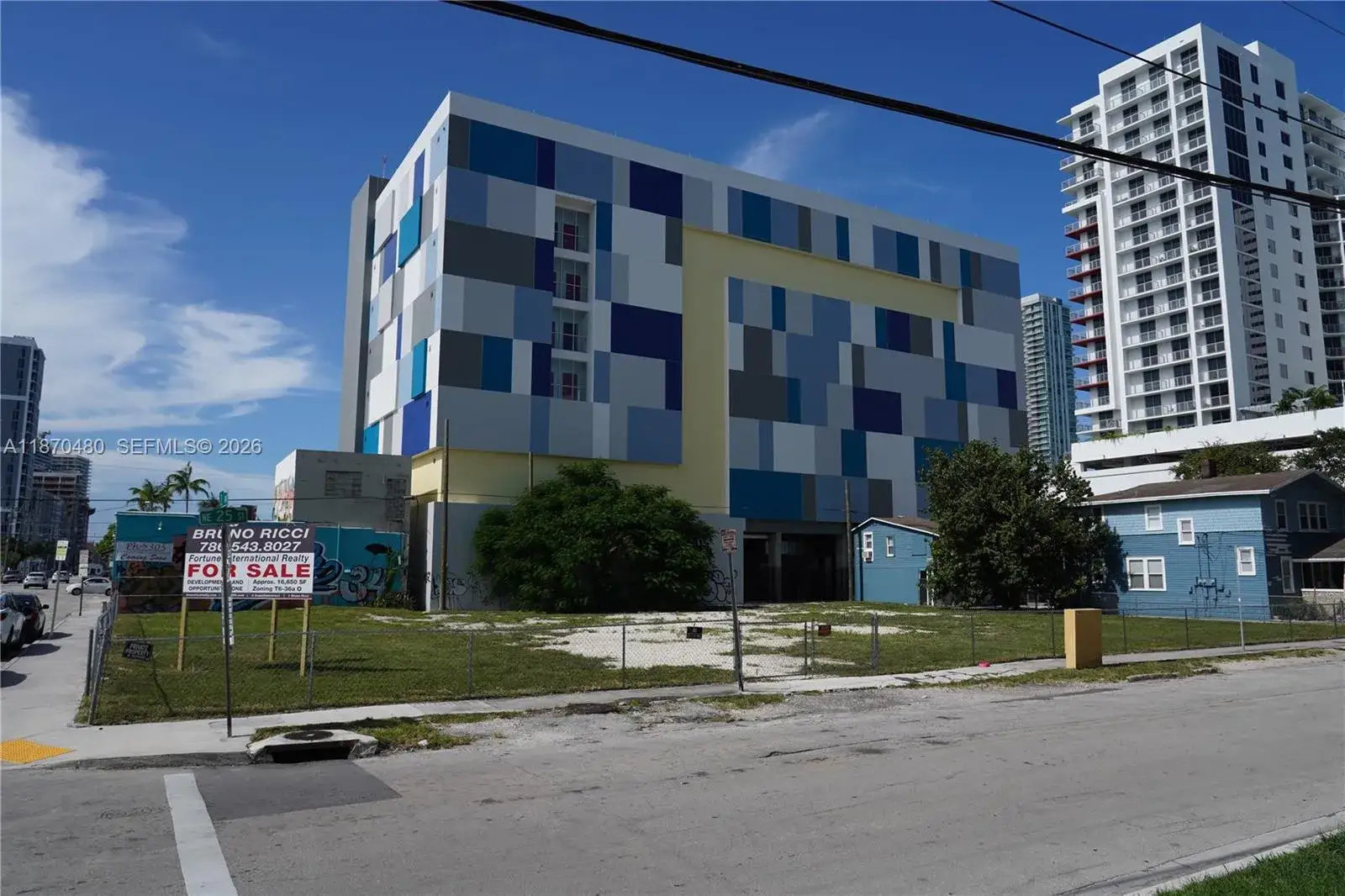 Commercial Land for sale at 215 NE 25 STREET, Miami FL 33137
