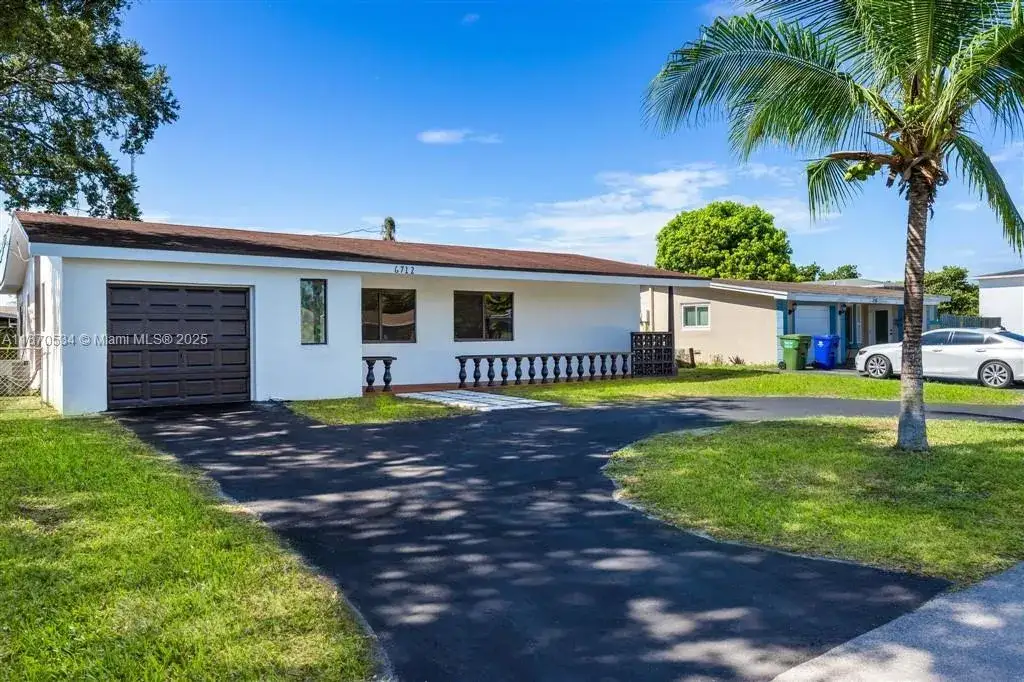 3 bedroom 2 bath Residential for sale at 6712 Arbor Dr, Miramar FL 33023