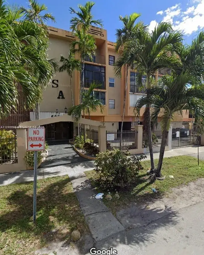 2 bedroom 2 bath Residential for sale at 6055 W 19th Ave # 316, Hialeah FL 33012