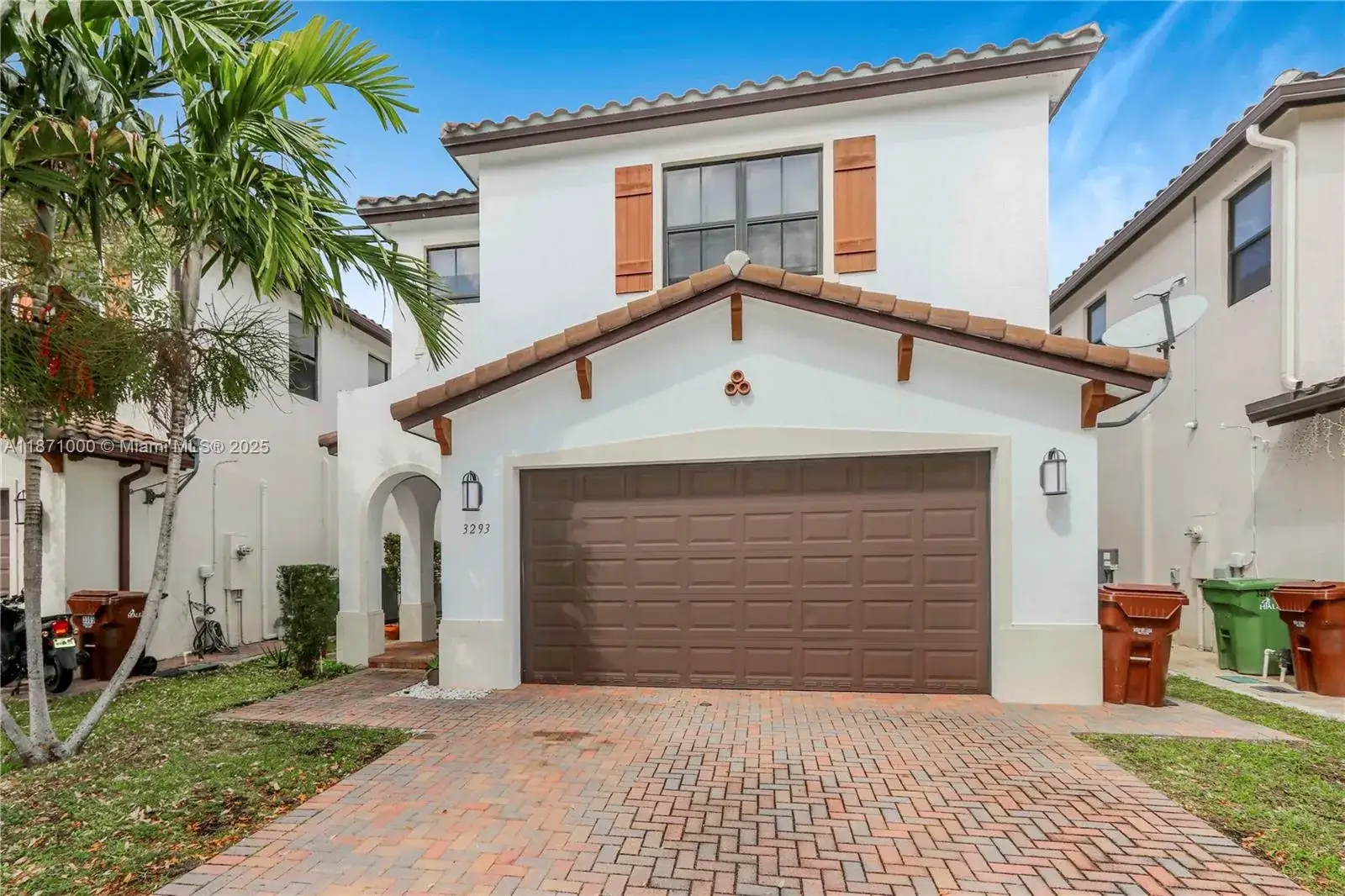 5 bedroom 3 bath Residential for sale at 3293 W 98th Pl, Hialeah FL 33018