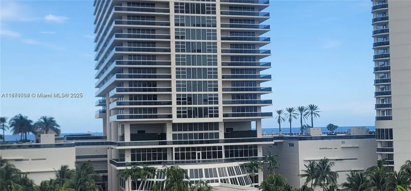 2 bedroom 2 bath Residential for sale at 1825 S Ocean Dr # 814, Hallandale Beach FL 33009
