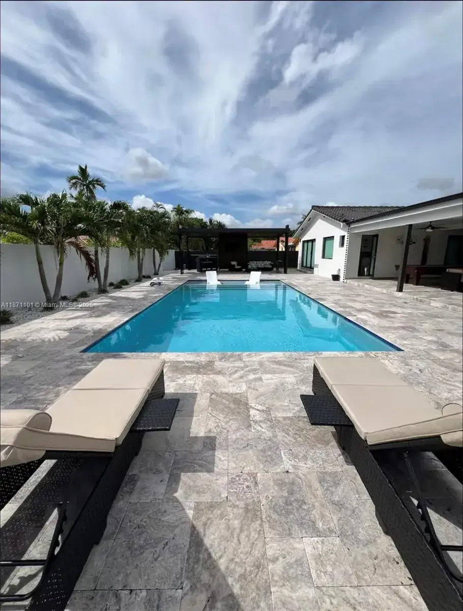 6 bedroom 4 bath Residential Lease for rent at 6201 SW 107th Ave # 0, Miami FL 33173