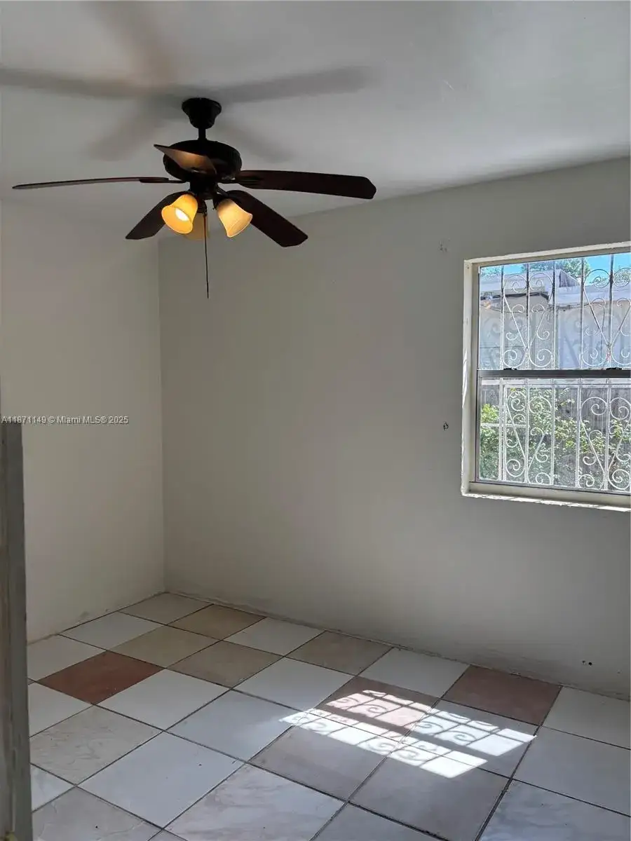 3 bedroom 1 bath Residential Lease for rent at 1685 NW 133rd St, North Miami FL 33167