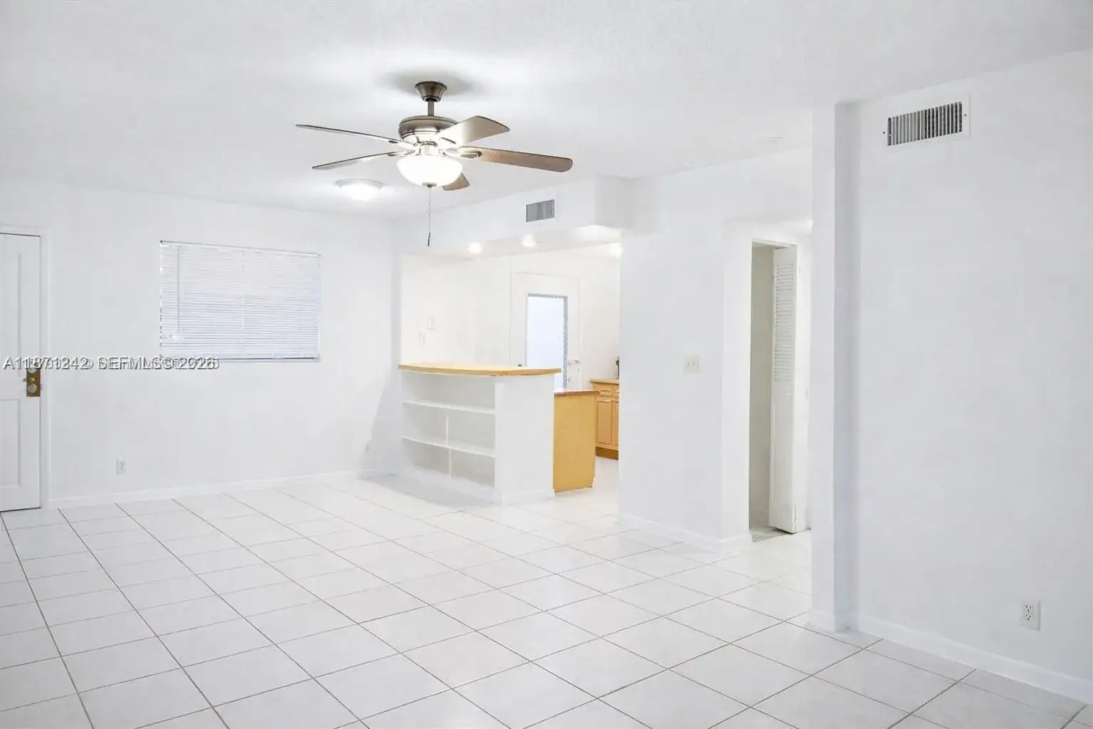 2 bedroom 2 bath Residential Lease for rent at 9150 NW 38th Dr # 110, Coral Springs FL 33065