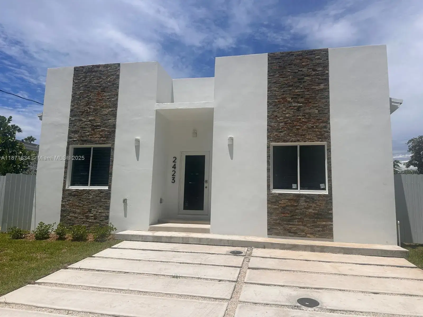 4 bedroom 2 bath Residential for sale at 2423 NW 23rd Ln, Fort Lauderdale FL 33311