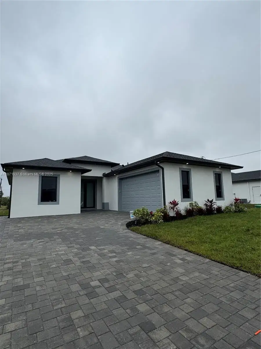 3 bedroom 2 bath Residential Lease for rent at 3107 9 TH ST SW, Lehigh Acres FL 33976