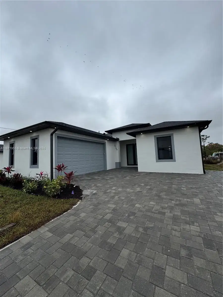 3 bedroom 2 bath Residential Lease for rent at 3109 9 TH ST SW # 3109, Lehigh Acres FL 33976