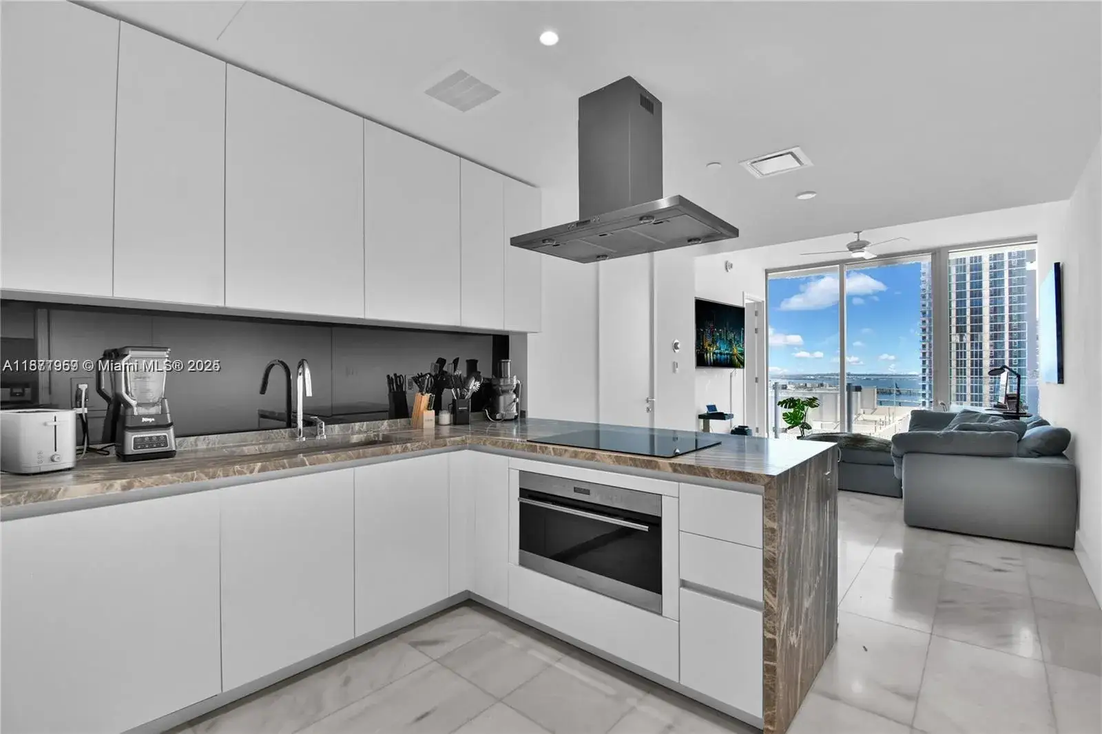 1 bedroom 1 bath Residential Lease for rent at 700 NE 26th Ter # 3104, Miami FL 33137