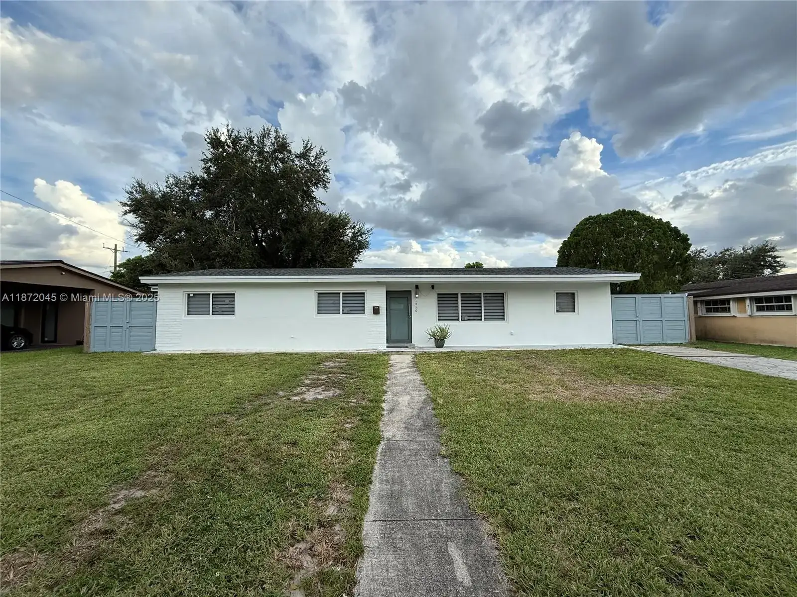 4 bedroom 3 bath Residential for sale at 1950 NW 190th Ter, Miami Gardens FL 33056