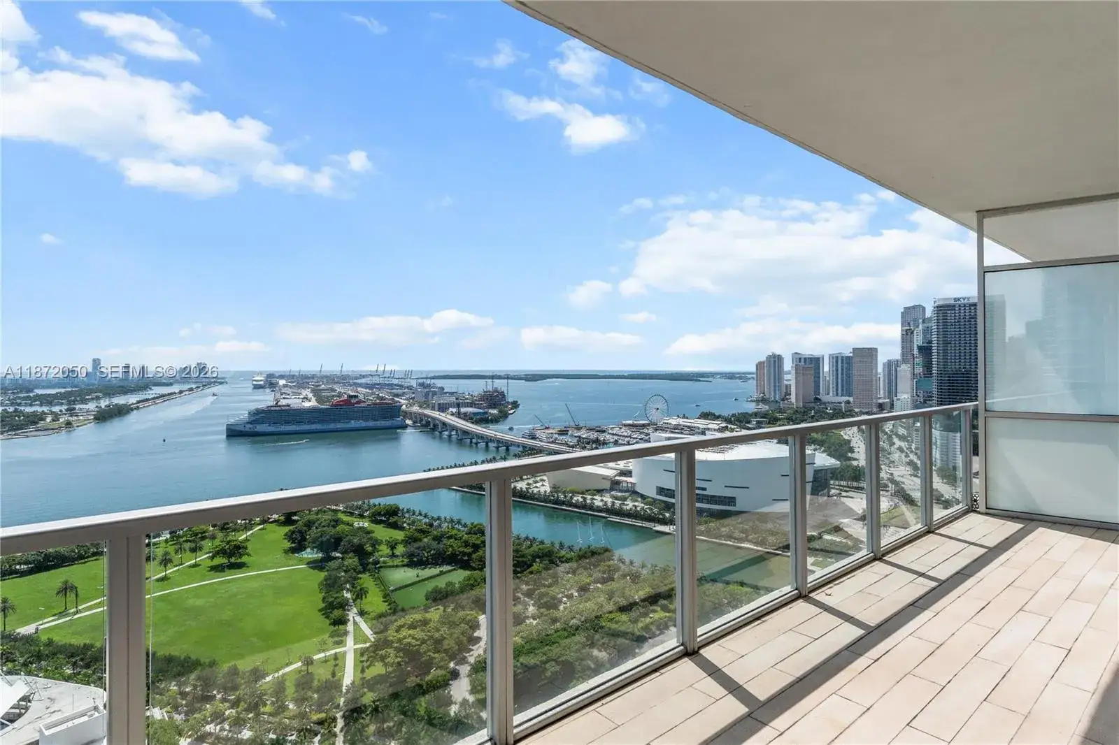 2 bedroom 2 bath Residential Lease for rent at 1100 Biscayne Blvd # 3404, Miami FL 33132