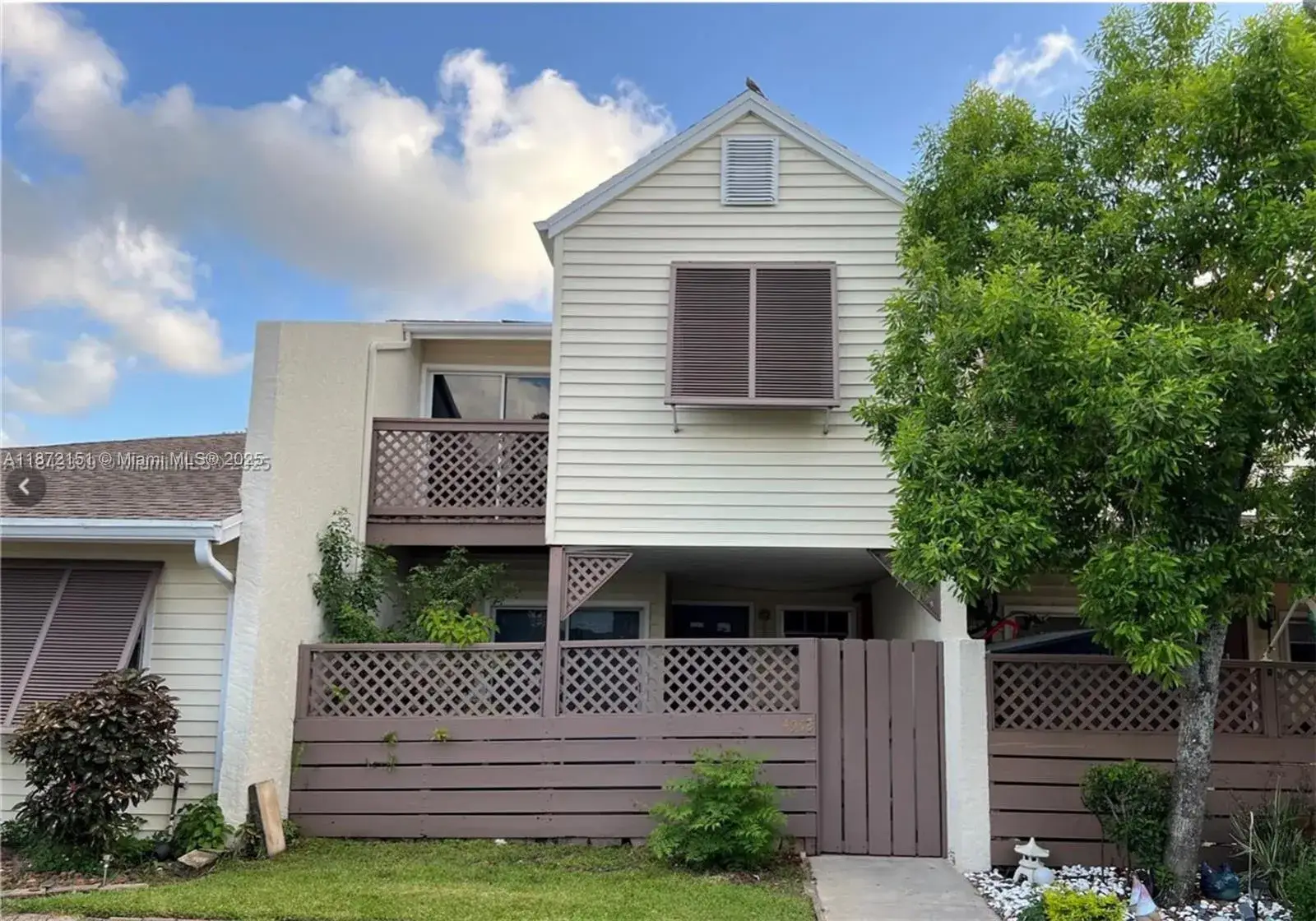 2 bedroom 2 bath Residential Lease for rent at 4952 N Hemingway Cir # 4952, Margate FL 33063