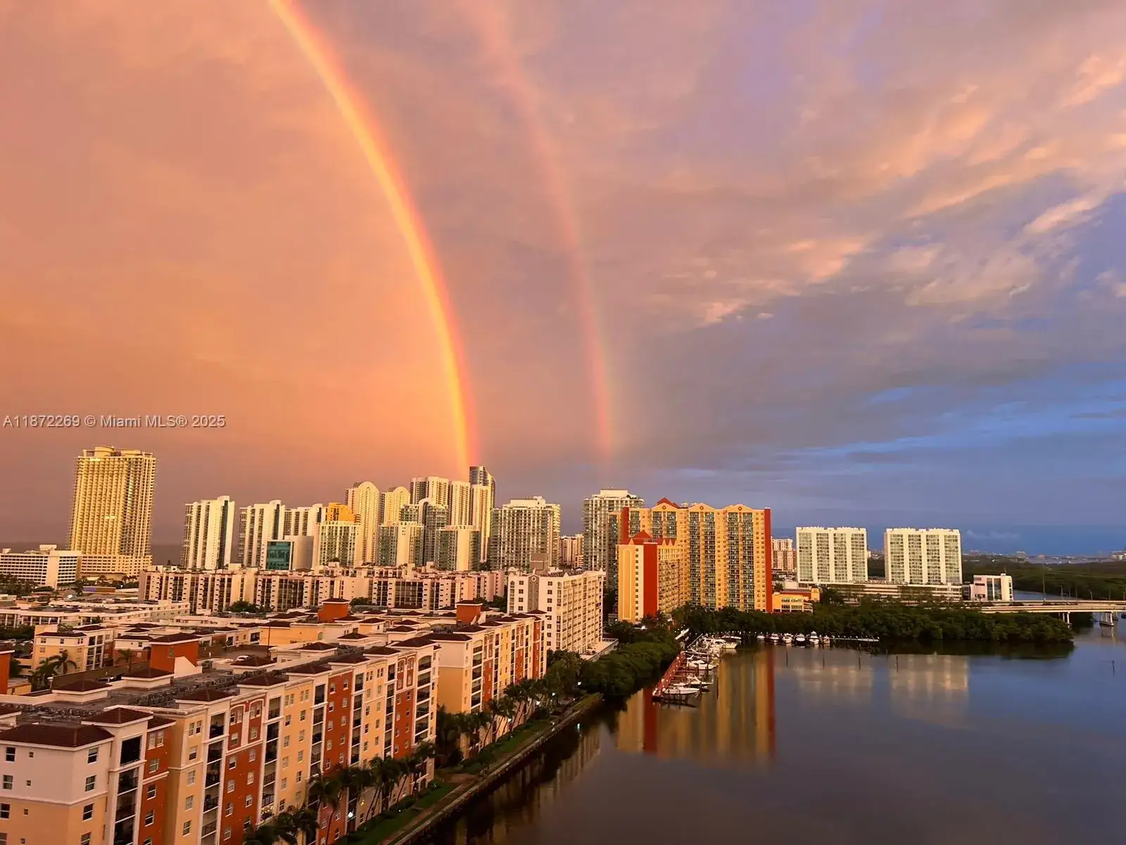 1 bedroom 1 bath Residential for sale at 250 174th St # 1801, Sunny Isles Beach FL 33160