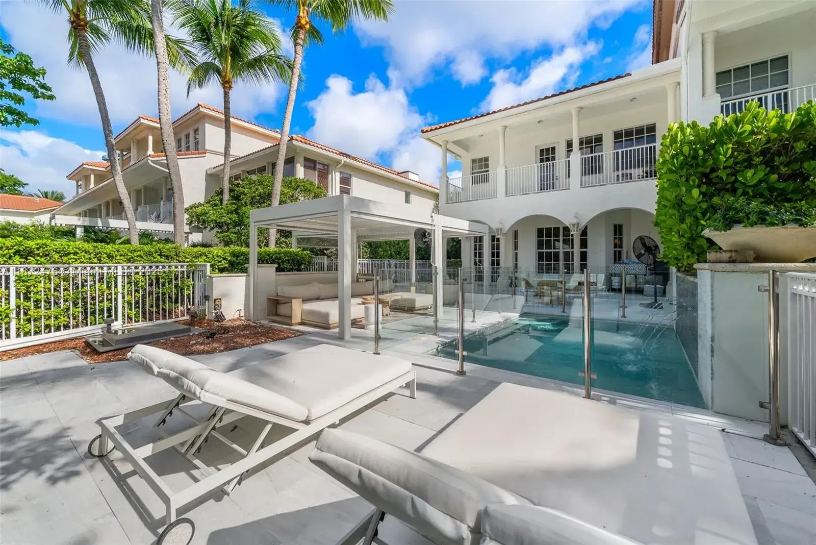 5 bedroom 4 bath Residential Lease for rent at 3802 NE 199th Ter # 3802, Aventura FL 33180