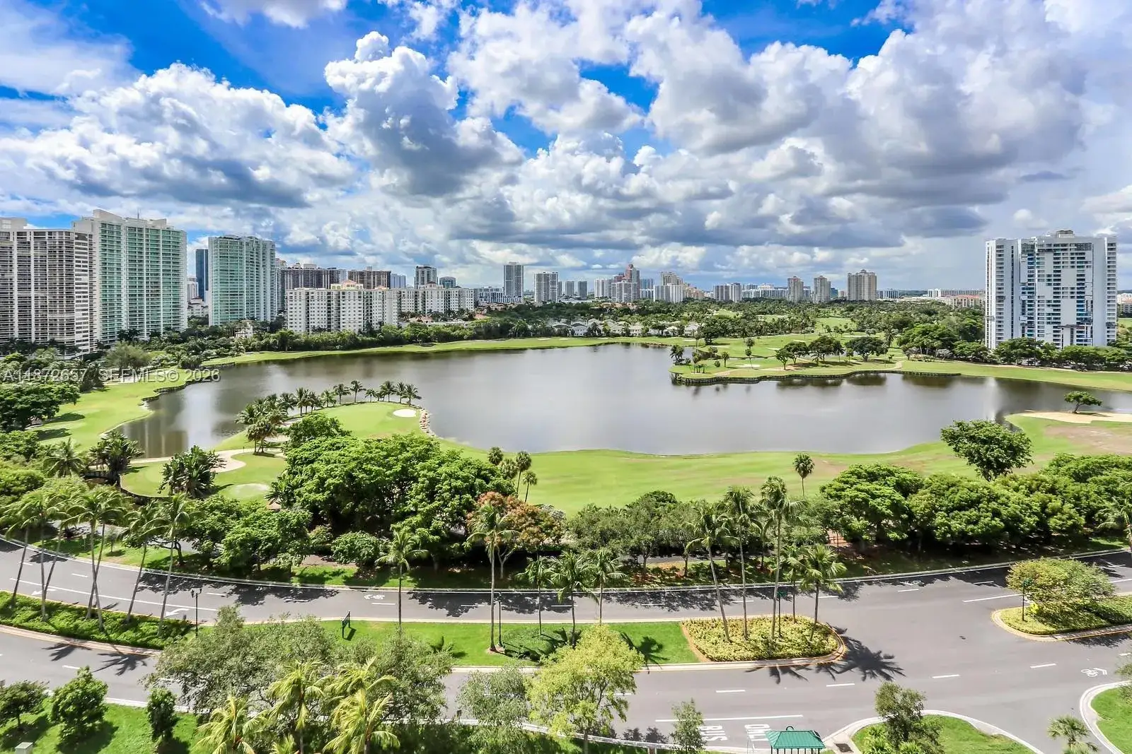 2 bedroom 2 bath Residential Lease for rent at 3675 N Country Club Dr # 1706, Aventura FL 33180