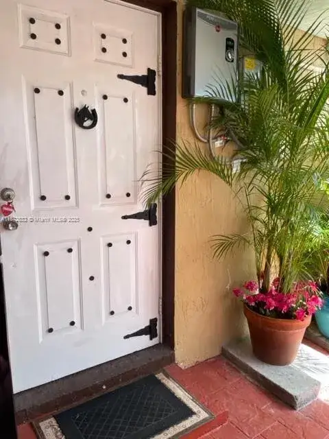 1 bedroom 1 bath Residential Lease for rent at 14188 SW 145th Pl # 1, Miami FL 33186