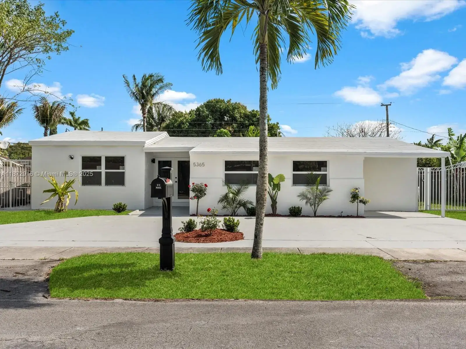 5 bedroom 3 bath Residential for sale at 5365 SW 97th Ct, Miami FL 33165